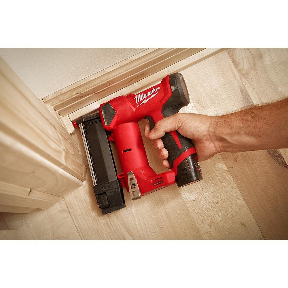 milwaukee-m12-23-gauge-pin-nailer-kit-2540-21-detail-view-13