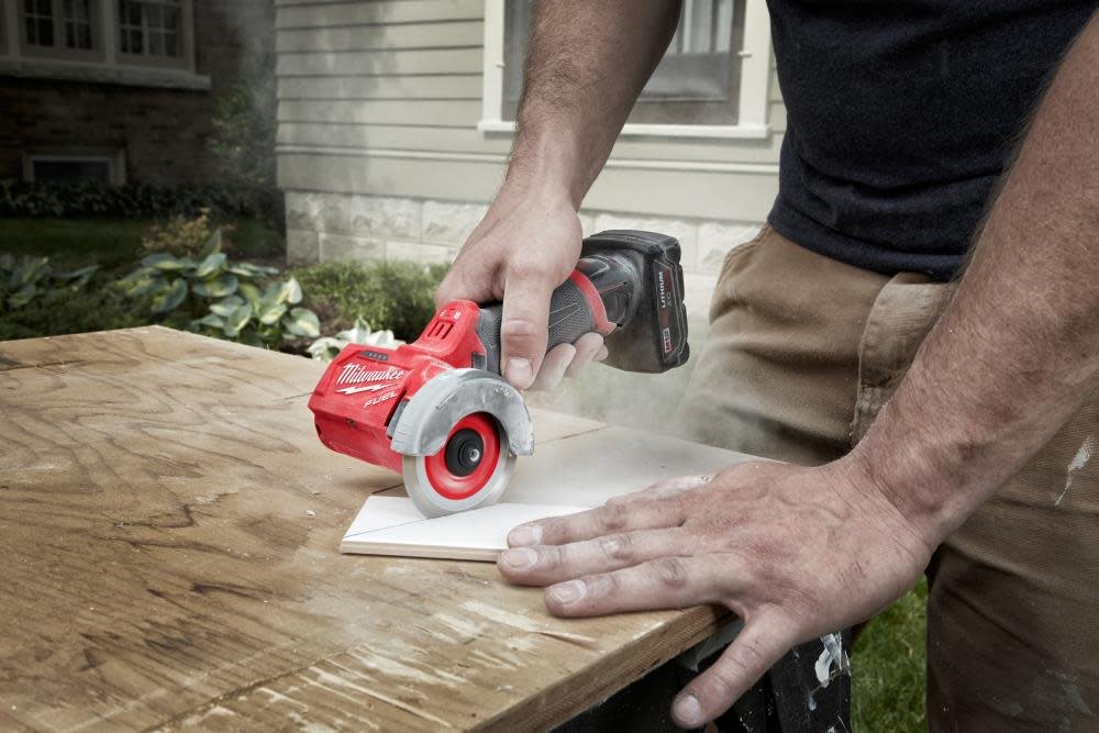 milwaukee-m12-fuel-3-in-compact-cut-off-tool-bare-tool-2522-20-detail-view-7