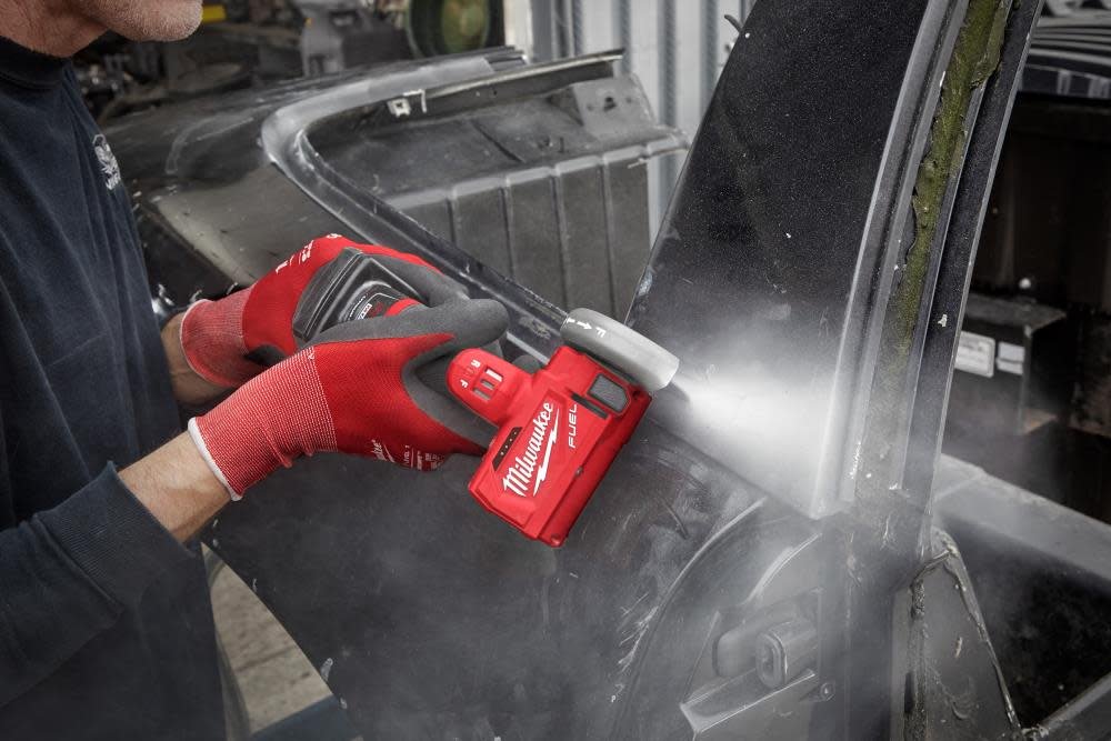 milwaukee-m12-fuel-3-in-compact-cut-off-tool-bare-tool-2522-20-detail-view-9