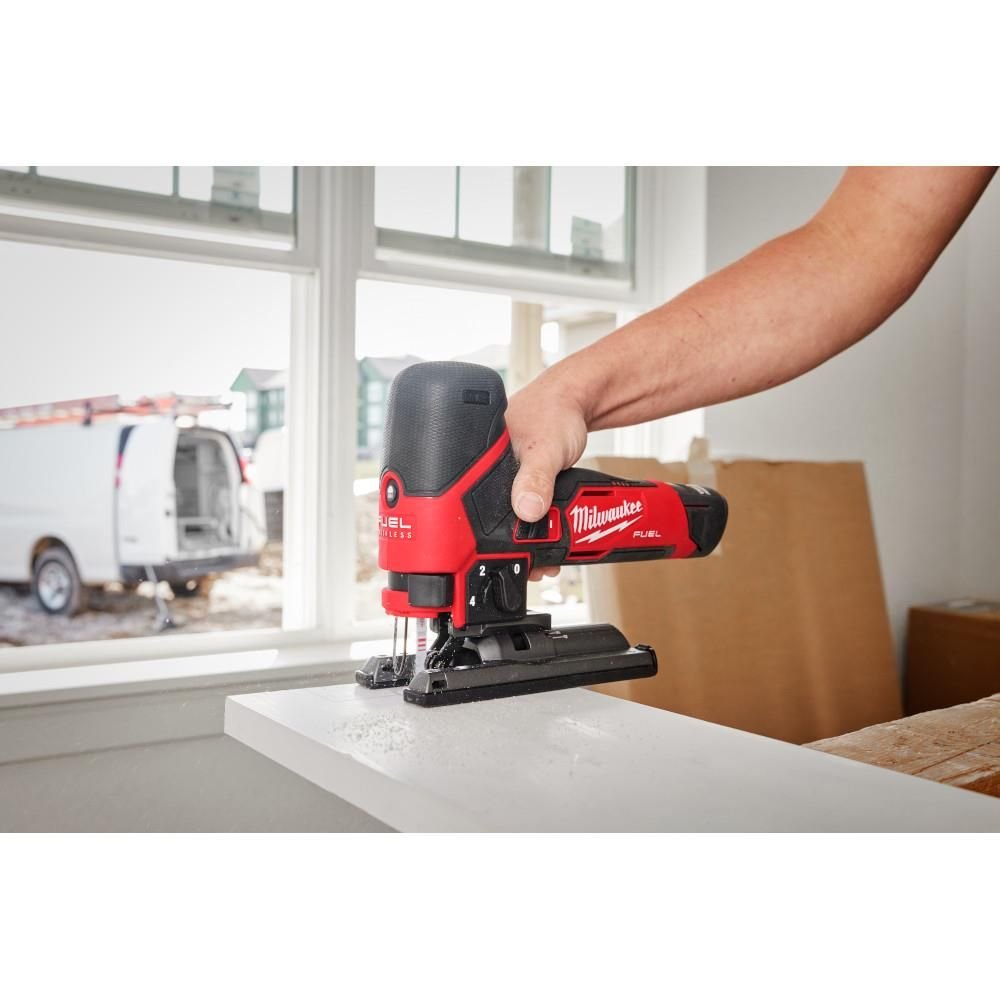 milwaukee-m12-fuel-jig-saw-bare-tool-2545-20-detail-view-4