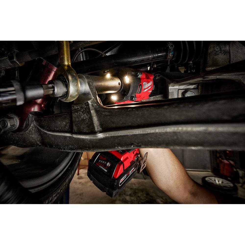 milwaukee-m18-fuel-38inch-compact-impact-wrench-with-friction-ring-kit-2854-22r-detail-view-5