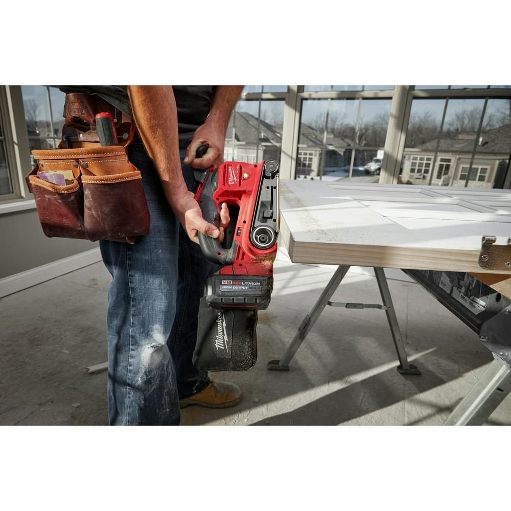 milwaukee-m18-fuel-3inchx18inch-belt-sander-bare-tool-2832-20-detail-view-5