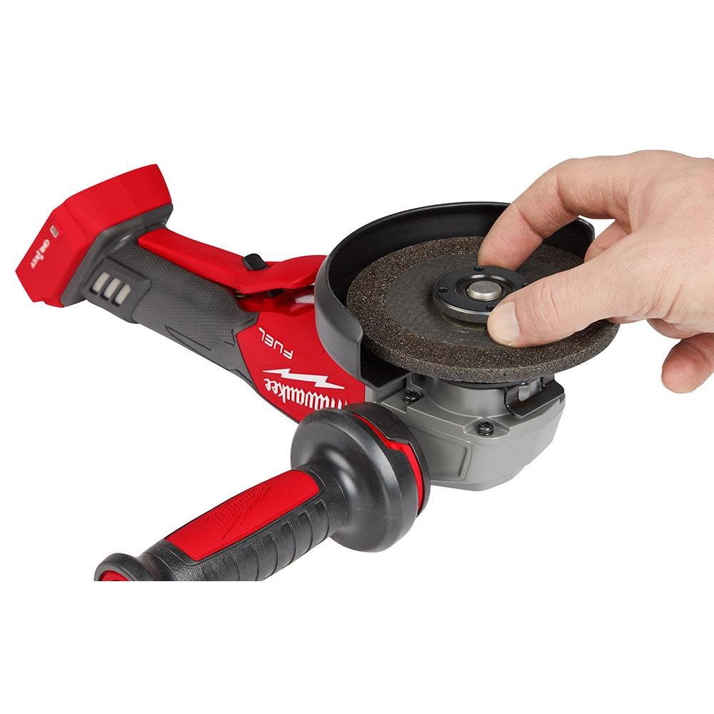 milwaukee-m18-fuel-4-12inch-5inch-braking-grinder-paddle-switch-no-lock-bare-tool-2882-20-detail-view-9