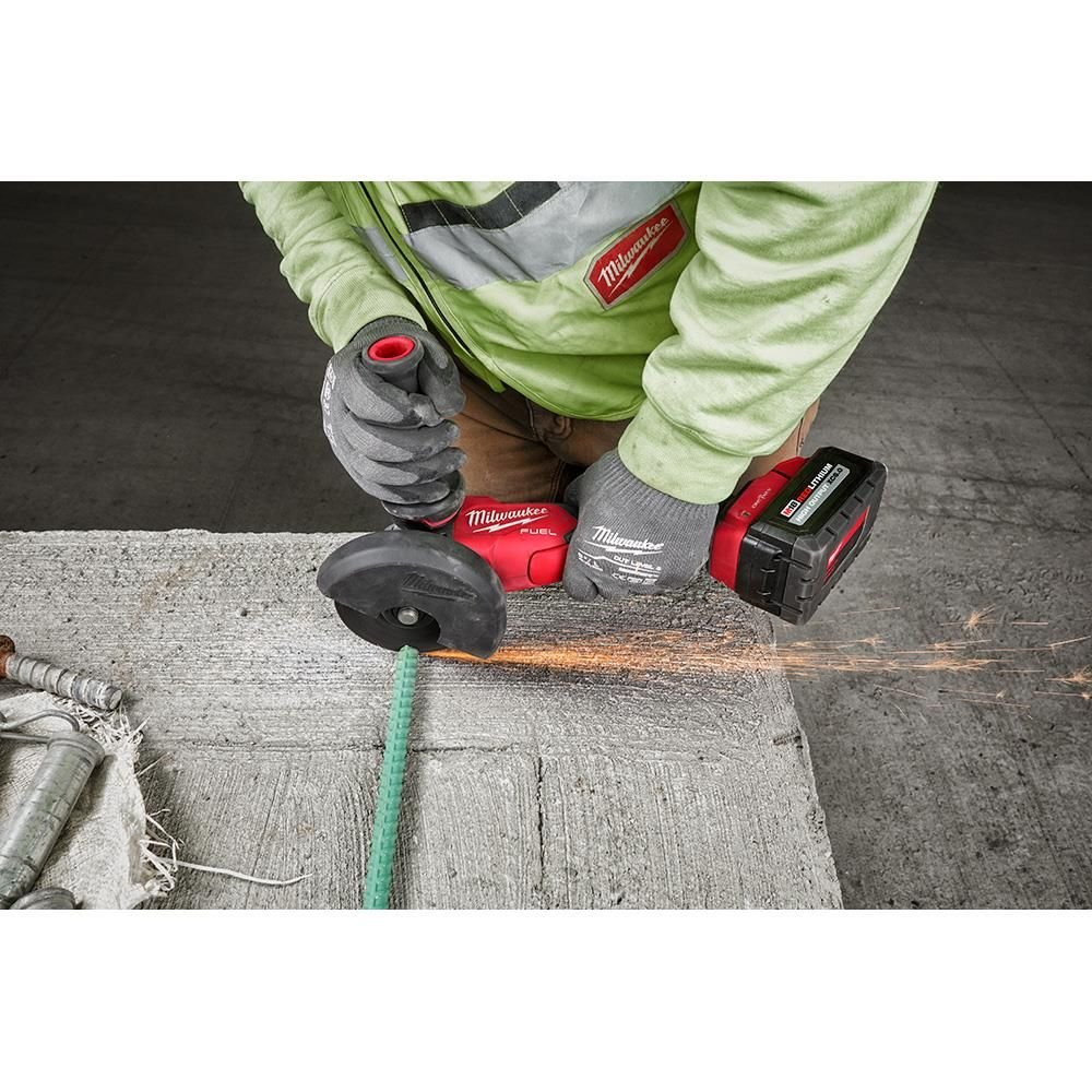 milwaukee-m18-fuel-4-12inch-5inch-braking-grinder-paddle-switch-no-lock-kit-2882-22-detail-view-14
