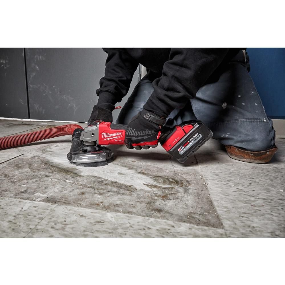 milwaukee-m18-fuel-4-12inch-5inch-braking-grinder-paddle-switch-no-lock-kit-2882-22-detail-view-4