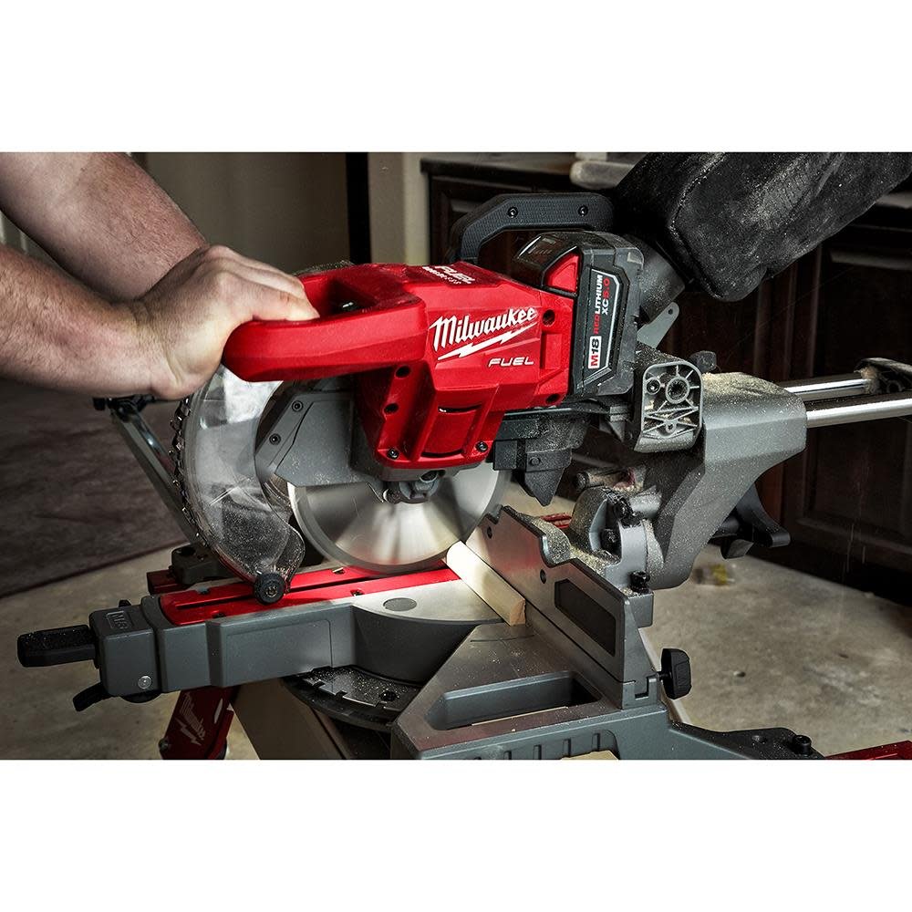 milwaukee-m18-fuel-7-14-in-dual-bevel-sliding-compound-miter-saw-bare-tool-2733-20-detail-view-5
