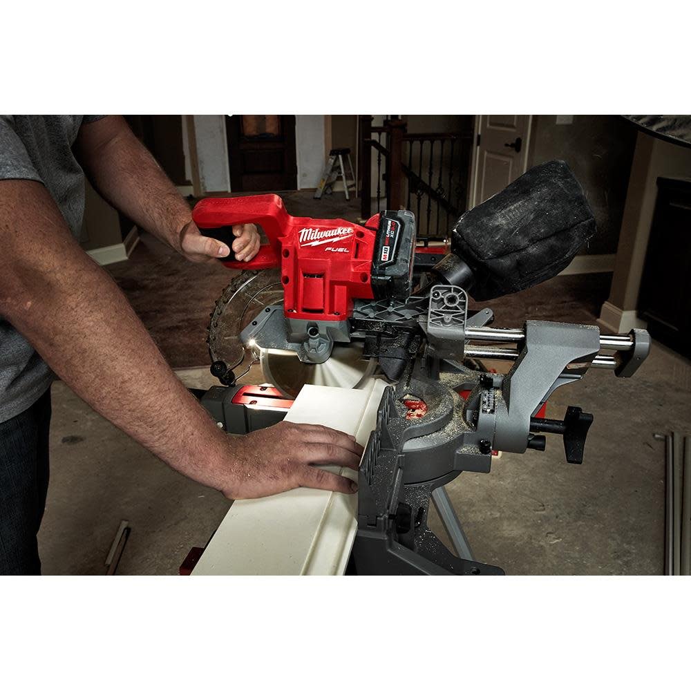 milwaukee-m18-fuel-7-14-in-dual-bevel-sliding-compound-miter-saw-kit-2733-21-lifestyle
