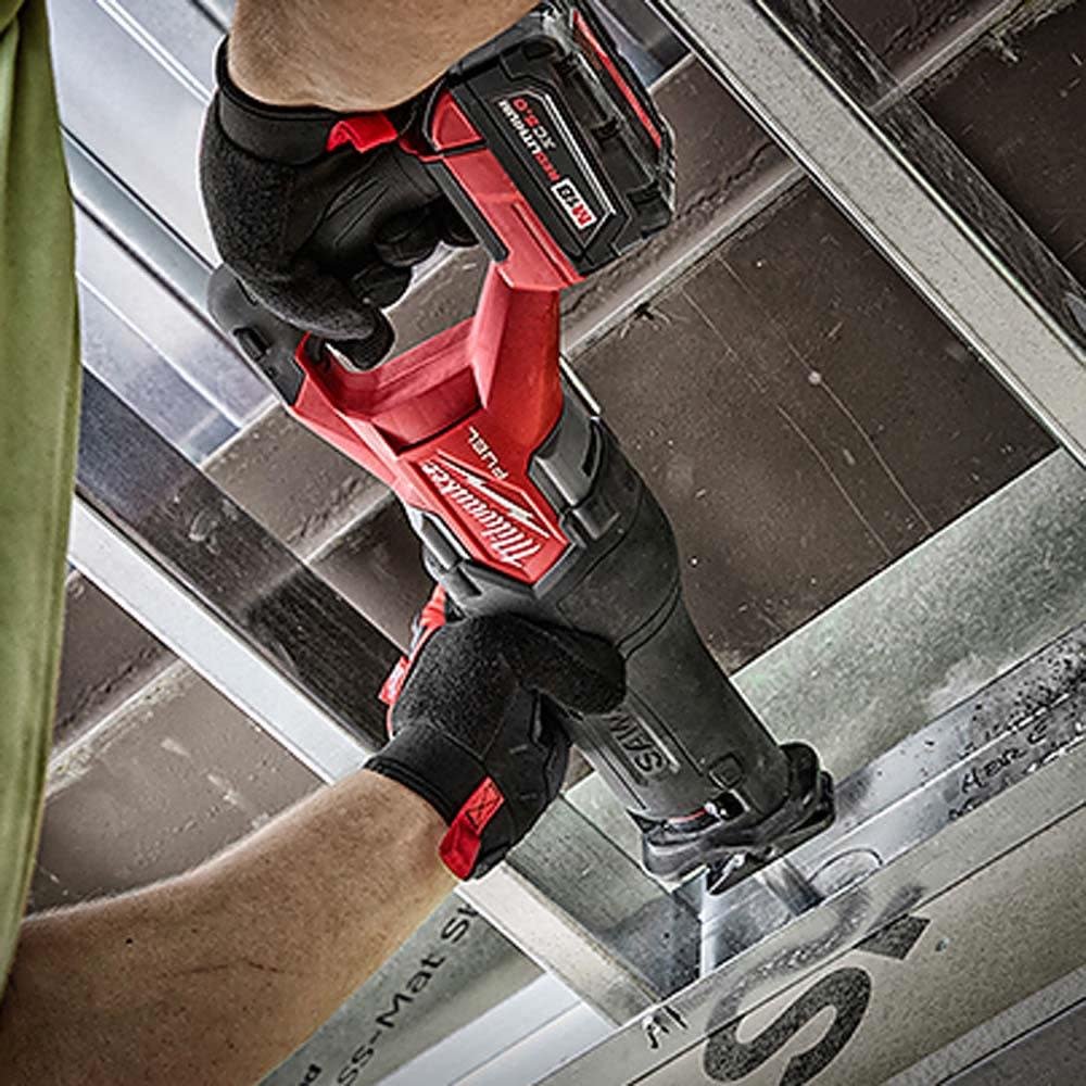 milwaukee-m18-fuel-sawzall-reciprocating-saw-bare-tool-2821-20-detail-view-11