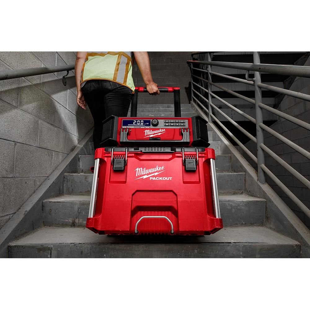 milwaukee-m18-packout-radio-charger-bare-tool-2950-20-detail-view-14