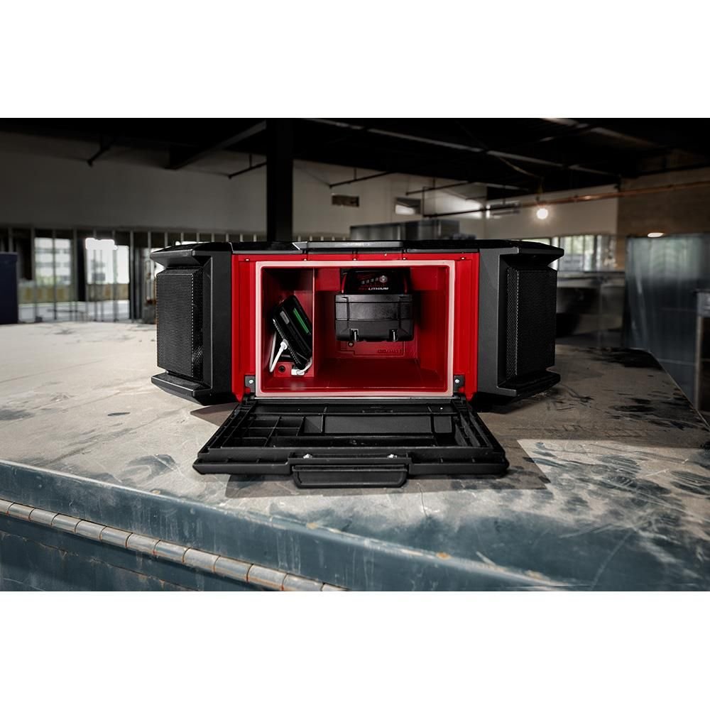 milwaukee-m18-packout-radio-charger-bare-tool-2950-20-detail-view-15