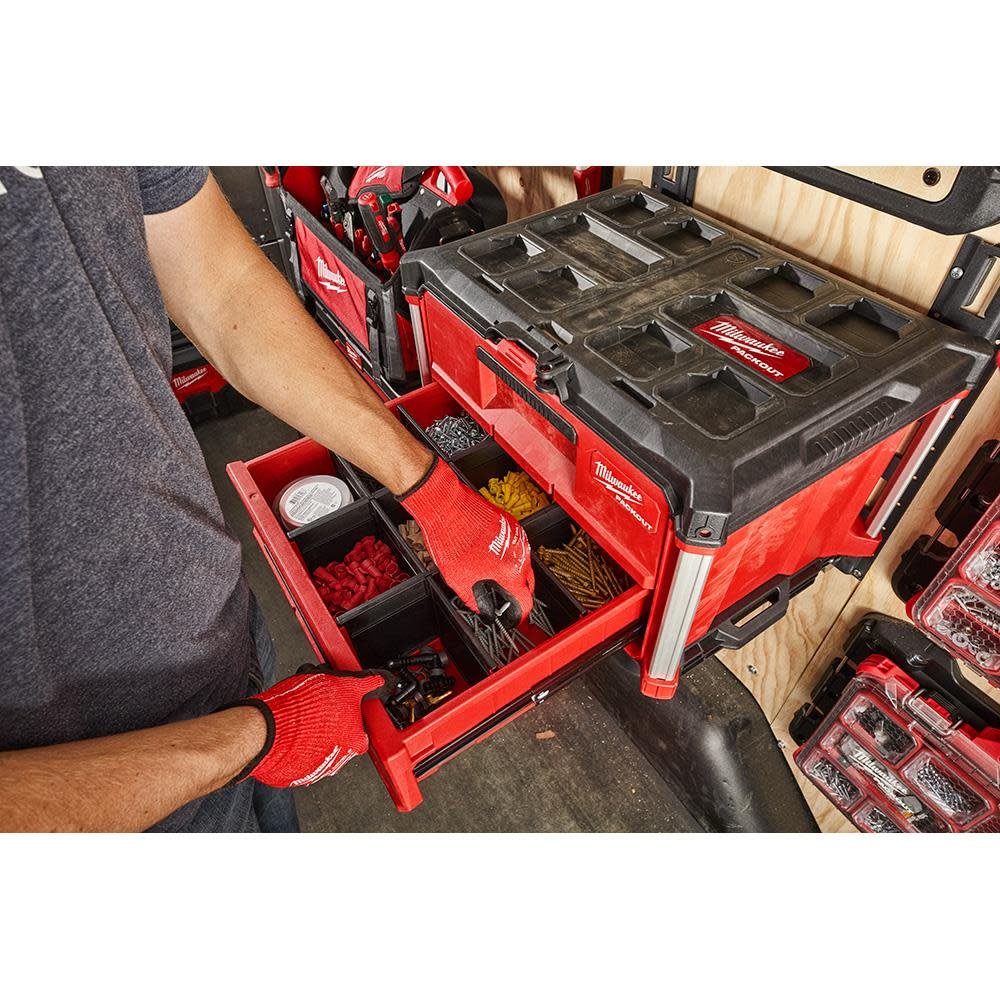milwaukee-packout-racking-shelf-48-22-8481-lifestyle