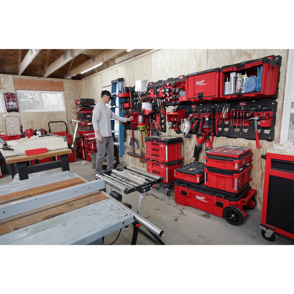 milwaukee-packout-tool-rack-48-22-8340-detail-view-9